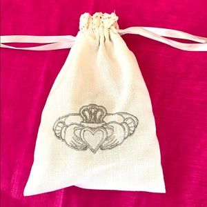 Claddagh Irish linen gift bag